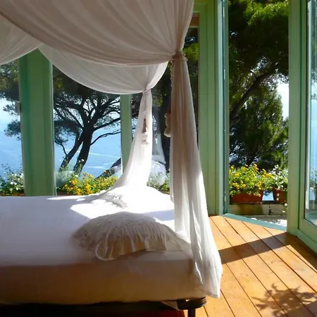 La Casa Nel Bosco Gasthuis Capri
