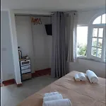 بيت ضيافة La Casa Nel Bosco