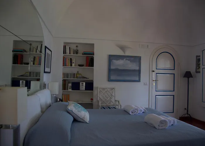 La Casa Nel Bosco Konukevi Capri