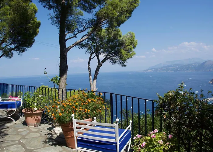 Affittacamere La Casa Nel Bosco 3*