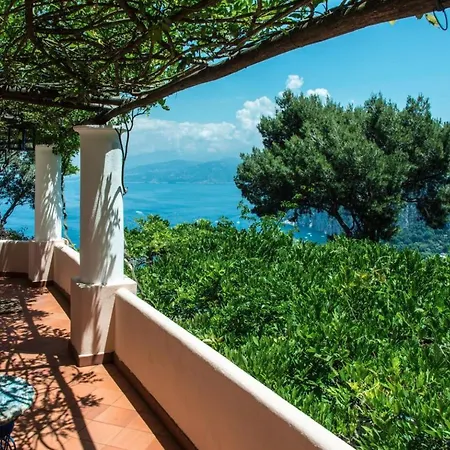 Guest house La Casa Nel Bosco 4*